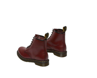 Dr. Martens Amphibians 10072600 mit Schnürsenkeln