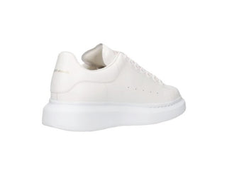 Alexander Mcqueen Sneakers with double two-tone laces 5537701