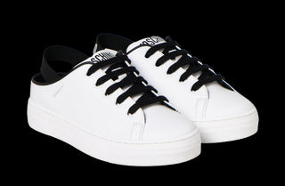 Moschino Sneakers 70190 with laces