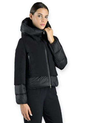 Kanadische Kurzjacke mit Reißverschluss und Kapuze G222110W