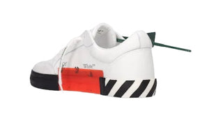 Off-White Sneakers SNEAKERS OMIA085C99 con lacci