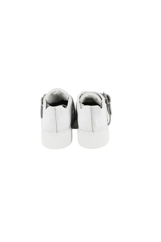 Miu Miu Sneakers 5e779c with laces