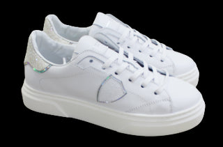 Philippe Model Sneakers 71205 with laces