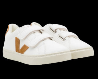 Veja Sneakers sv0502652c with tears