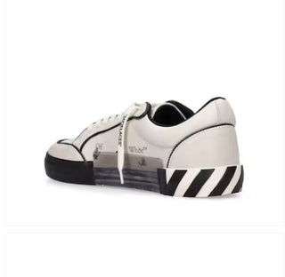 Off-White Sneakers omia085le with laces