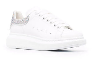 Alexander Mcqueen Sneakers 7876913 mit Schnürsenkeln