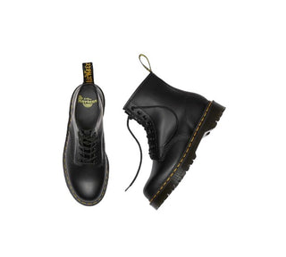 Dr. Martens 10072004 Lace-Up Boots