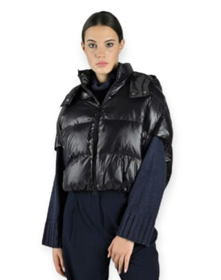 Canadian Zip-Up Sleeveless Jacket with Hood G222100W